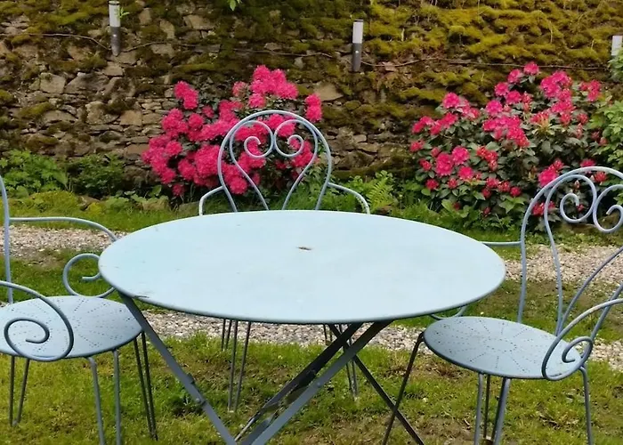 Authentic & Charming Dans Les Monts Du Lyonnais, Animaux Acceptes