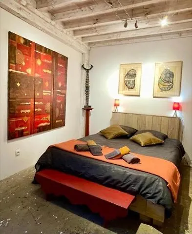 Authentic & Charming Dans Les Monts Du Lyonnais, Animaux Acceptes * Larajasse