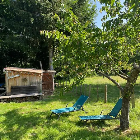 Authentic & Charming Dans Les Monts Du Lyonnais, Animaux Acceptes * Larajasse